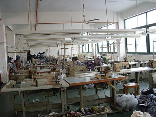 在上海想进工厂做普工为什么必须要经过劳务中介呢?